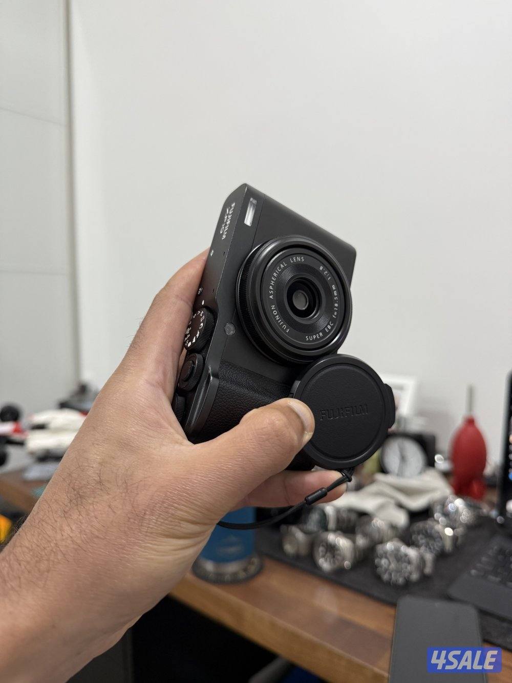 Fujifilm XF10 حالتها ممتازه، مع شاحنها فقط1