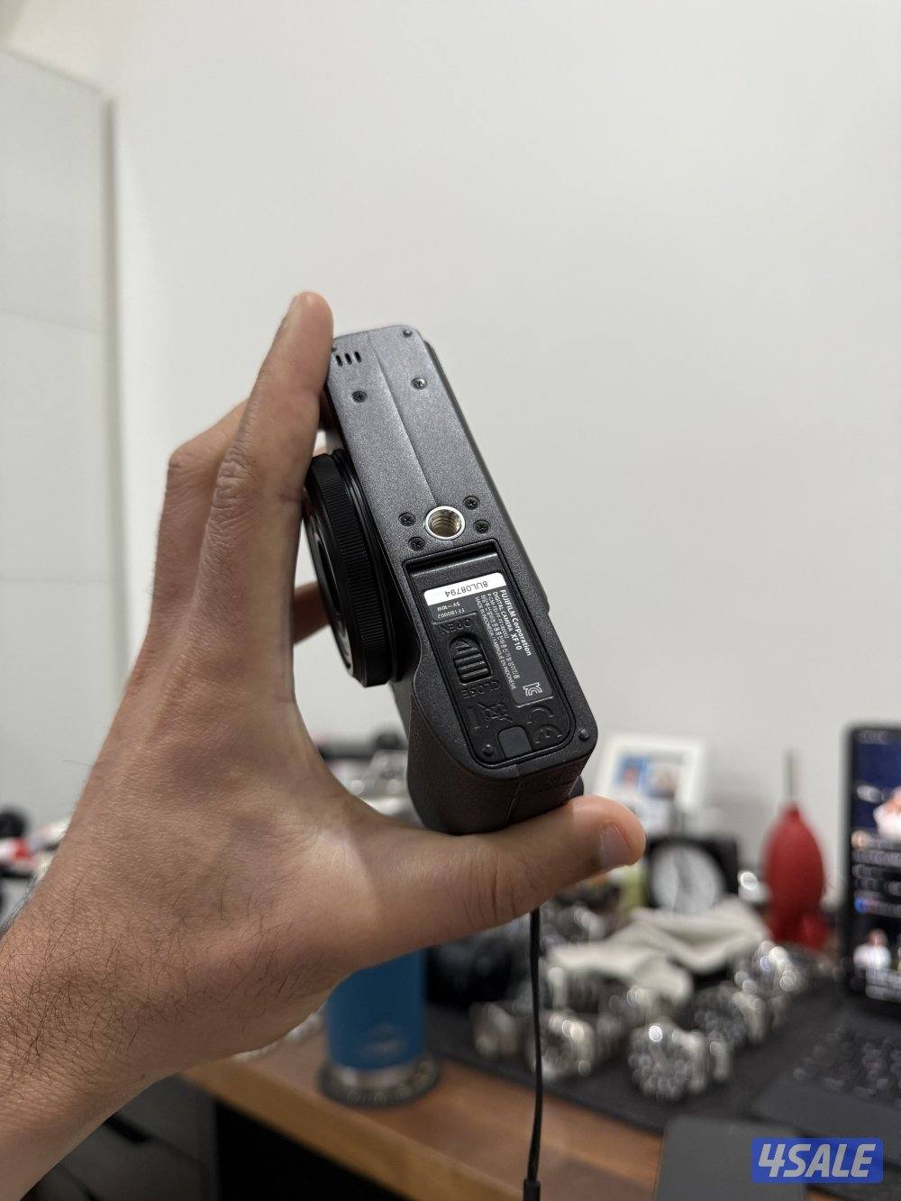 Fujifilm XF10 حالتها ممتازه، مع شاحنها فقط2