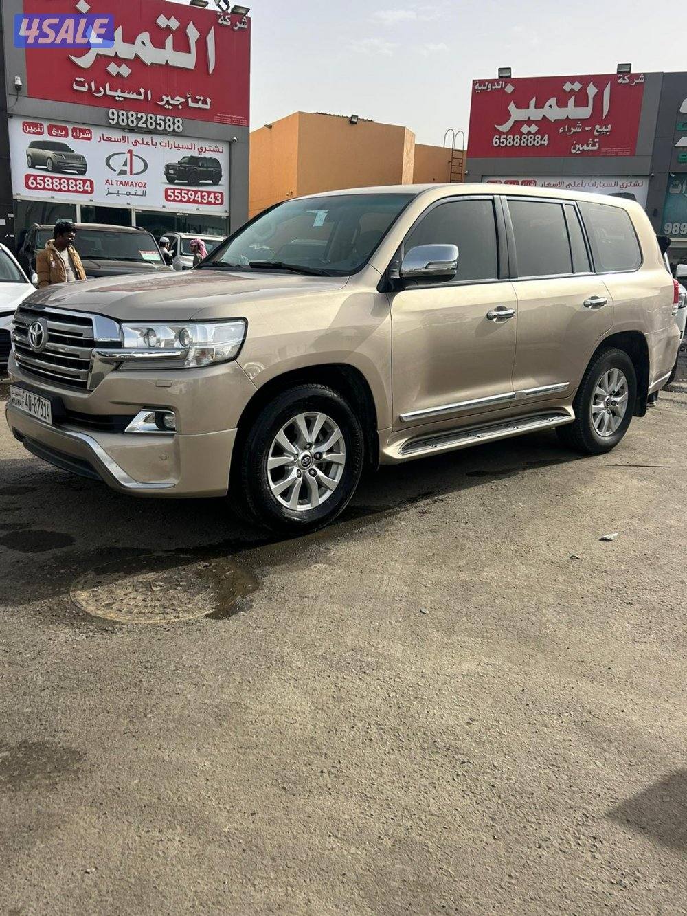 تويوتا لاند كروزر GX.R-V8 موديل 2017 ماشى 251.000 k.m  وارد الساير .0