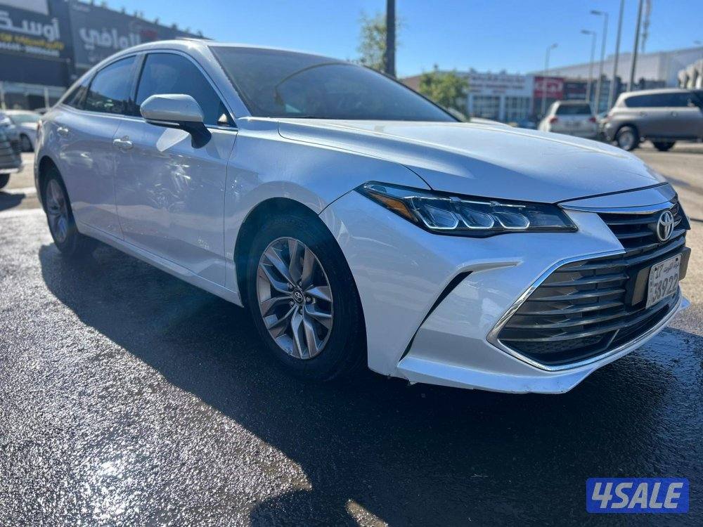 تويوتا افالون-XLE موديل 2019 ماشى 259.000 k.m  وارد الساير .1