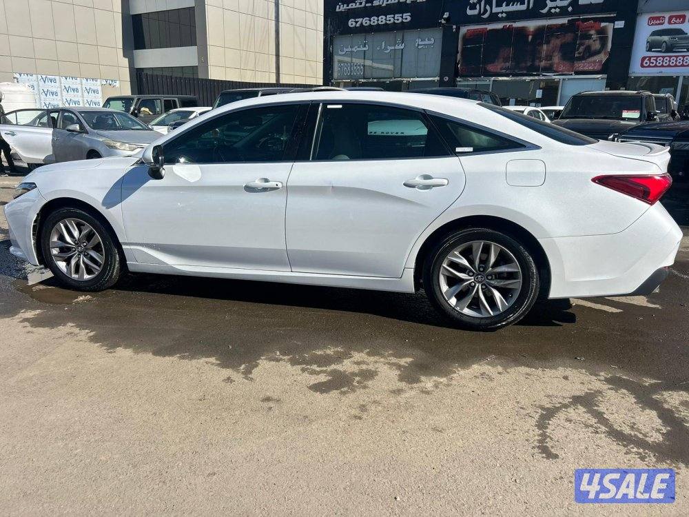تويوتا افالون-XLE موديل 2019 ماشى 259.000 k.m  وارد الساير .3