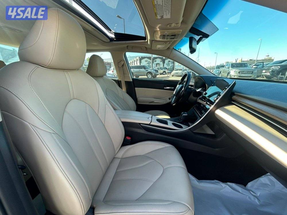 تويوتا افالون-XLE موديل 2019 ماشى 259.000 k.m  وارد الساير .5