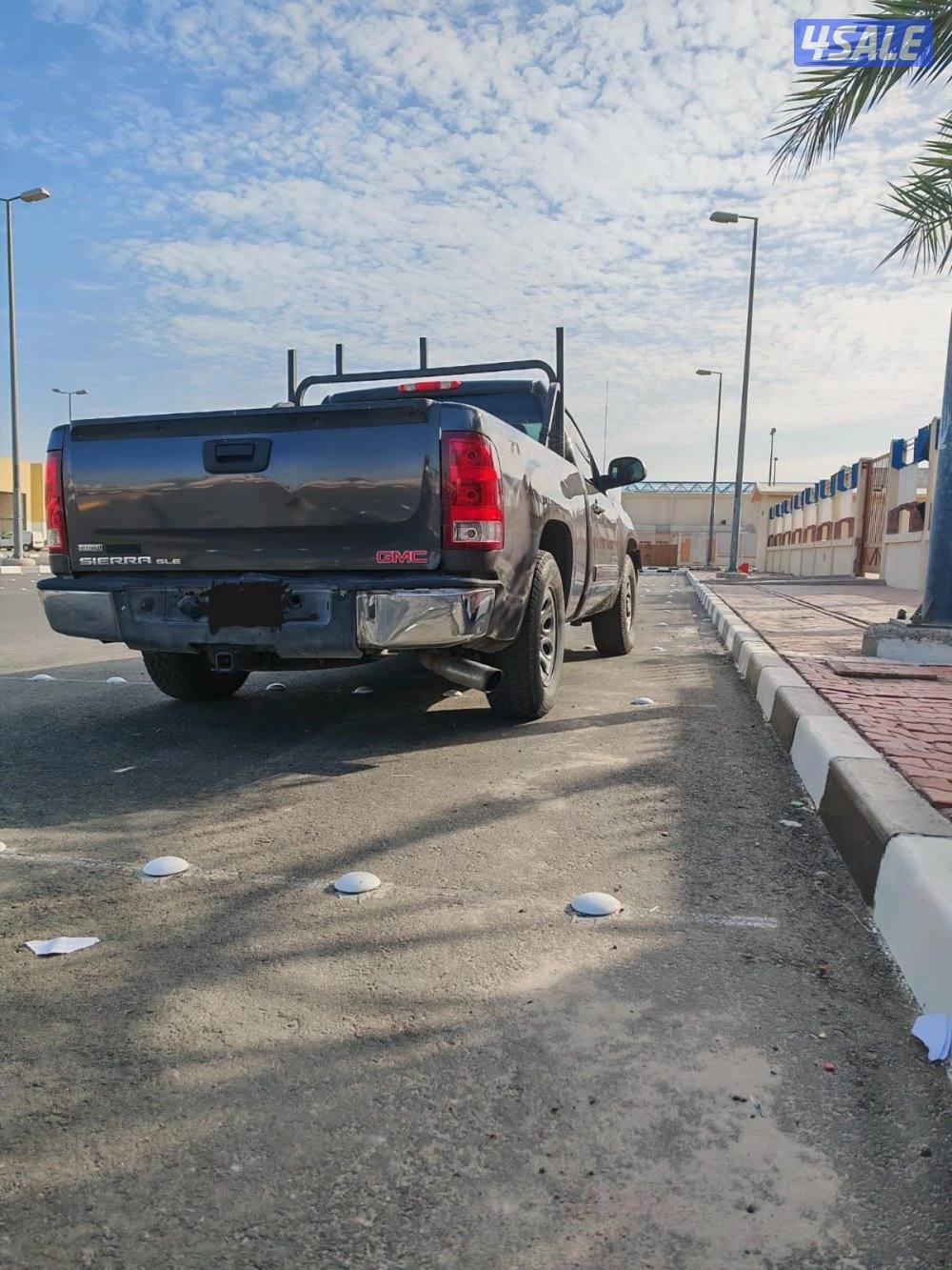 سيرا z71 2011 بترولي داكن2