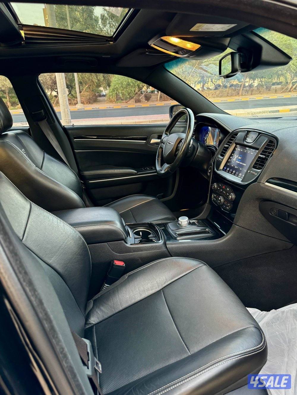 كرايزلر S 300  موديل 20227