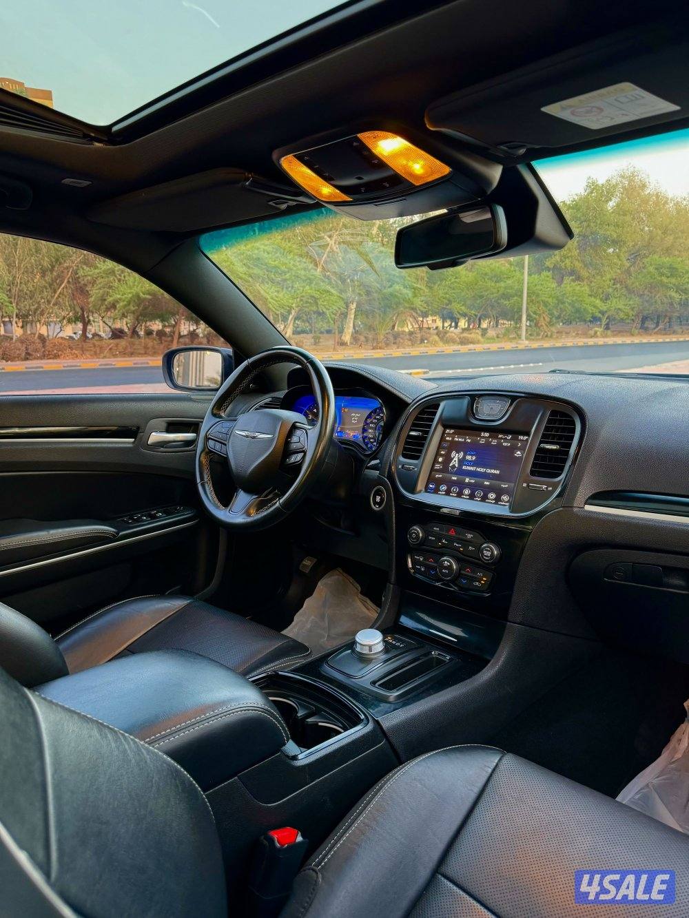 كرايزلر S 300  موديل 20228