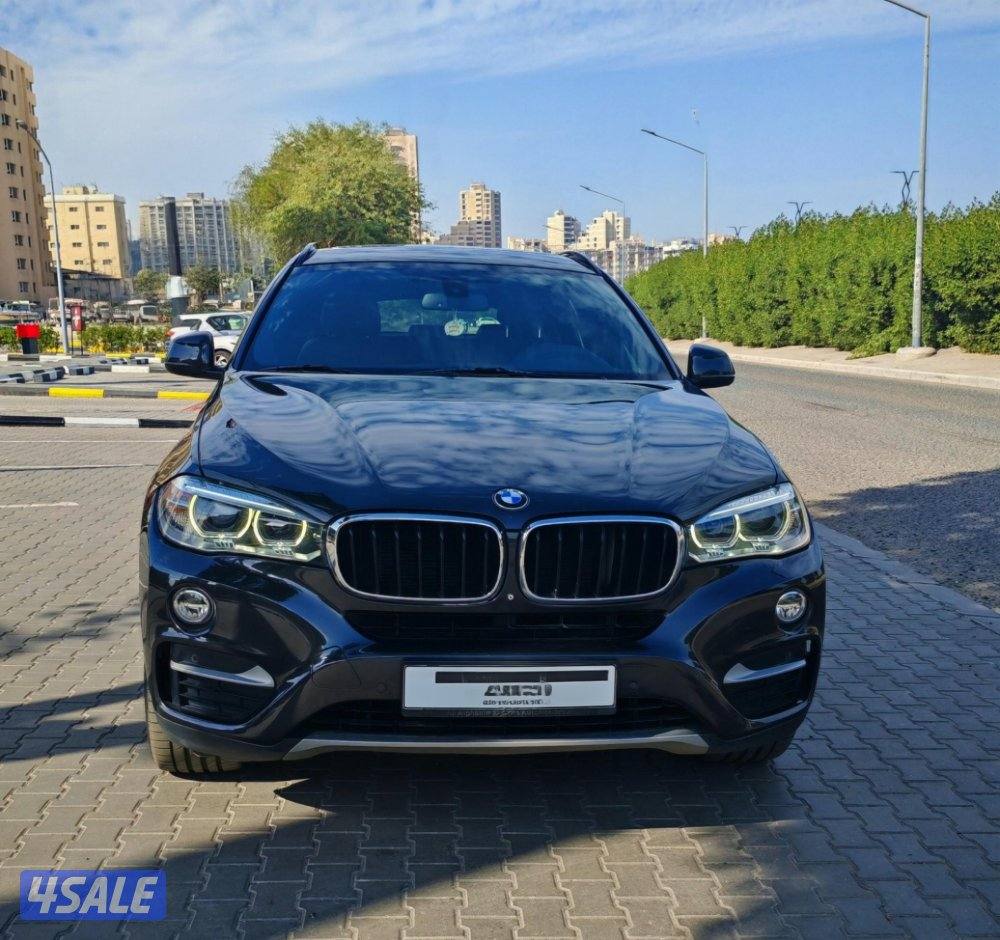 BMW  X6  2015. alghanim source. first owner. very good condition.0