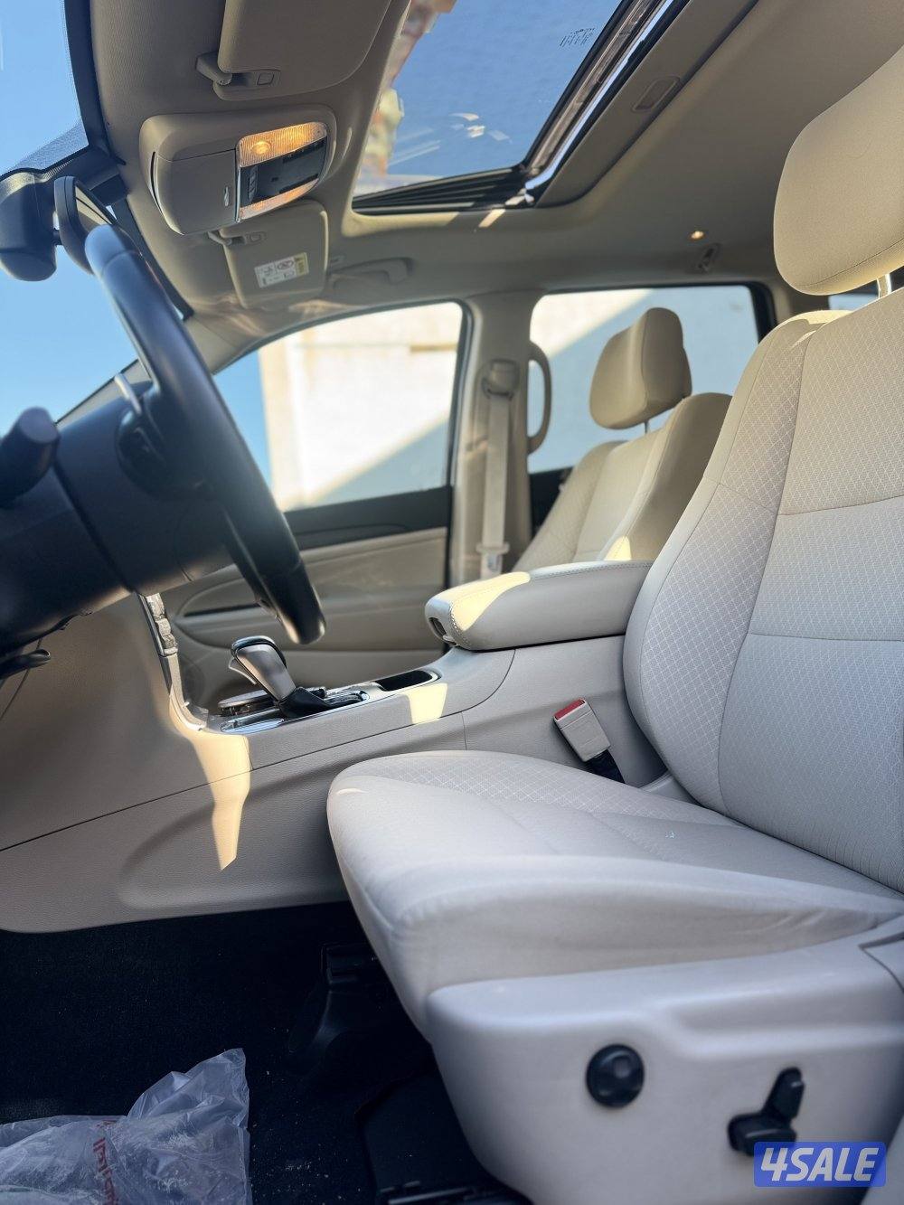 جراند شروكي ( فتحه ) موديل 20212