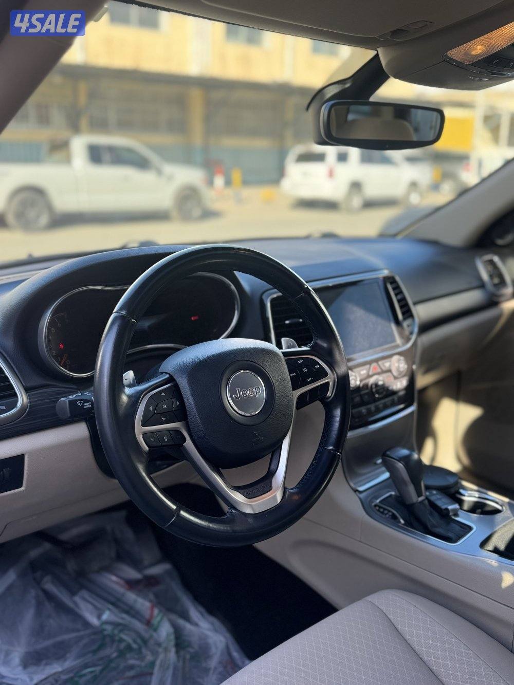 جراند شروكي ( فتحه ) موديل 20213