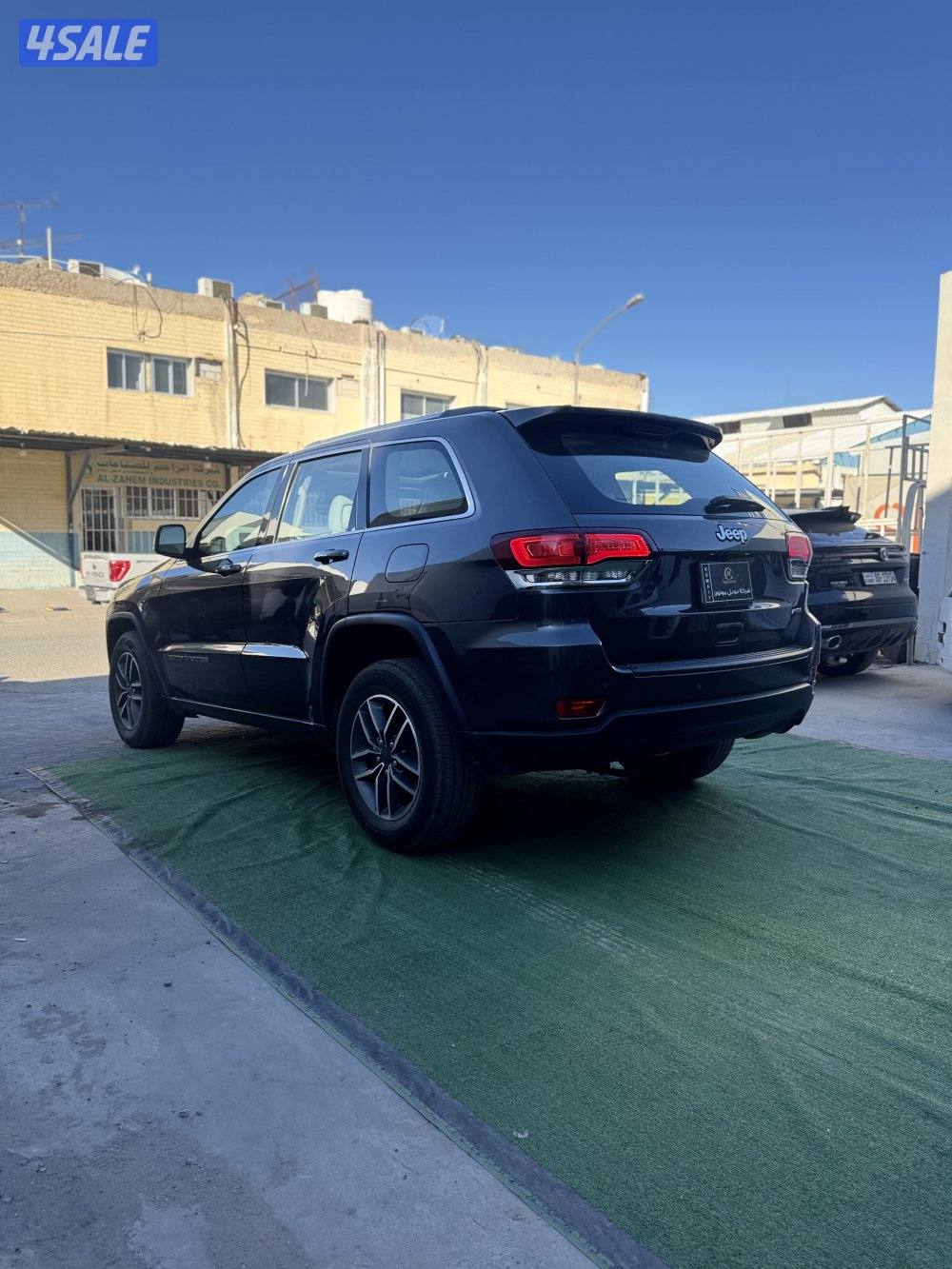 جراند شروكي ( فتحه ) موديل 20217