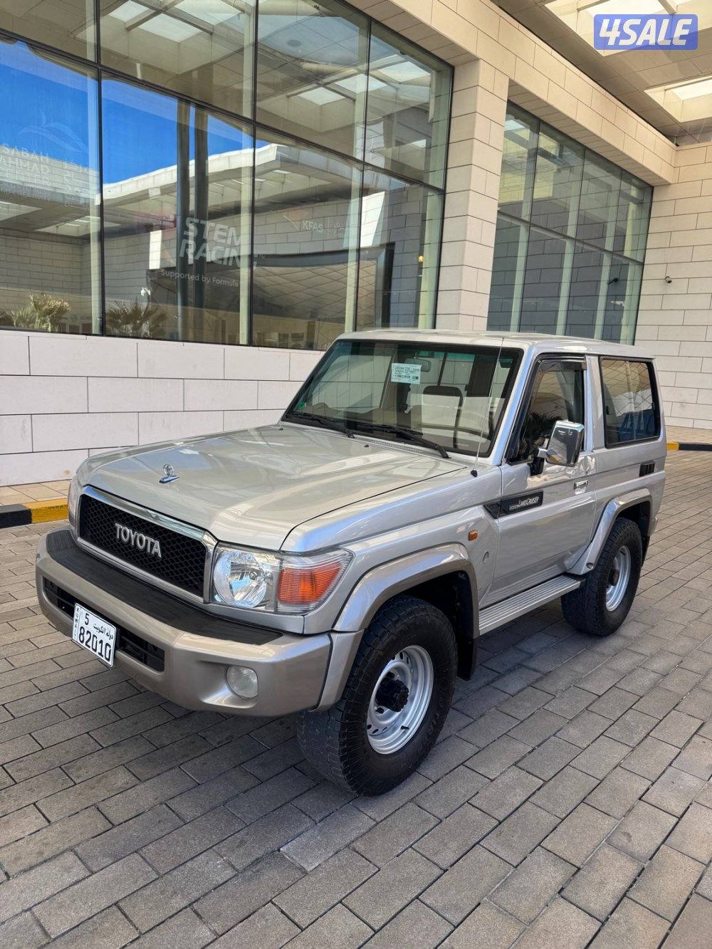 لاندكروزر ربع. الساير جيرعادي.0