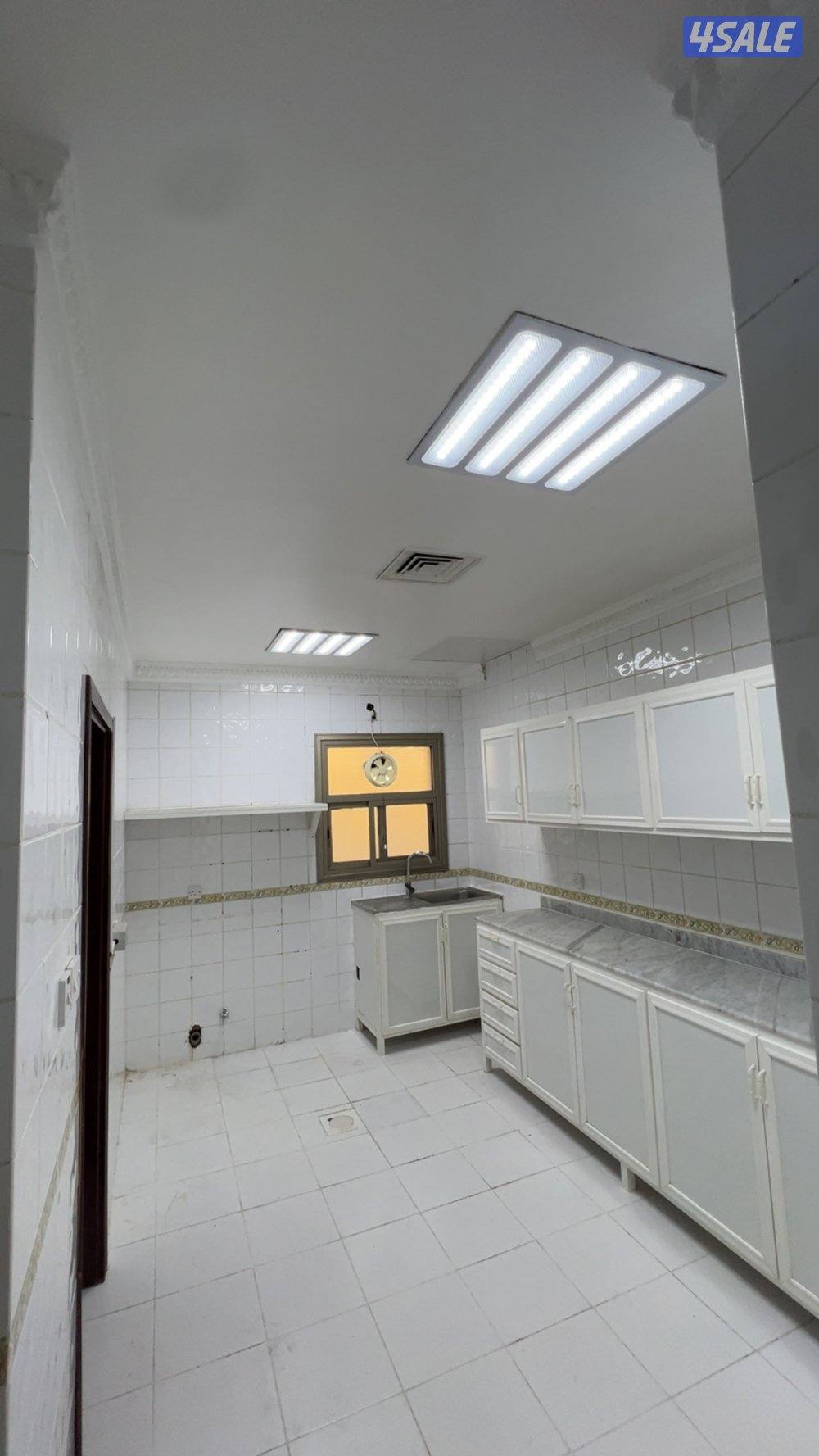 شقة للإيجار في جنوب السره - الزهراء4