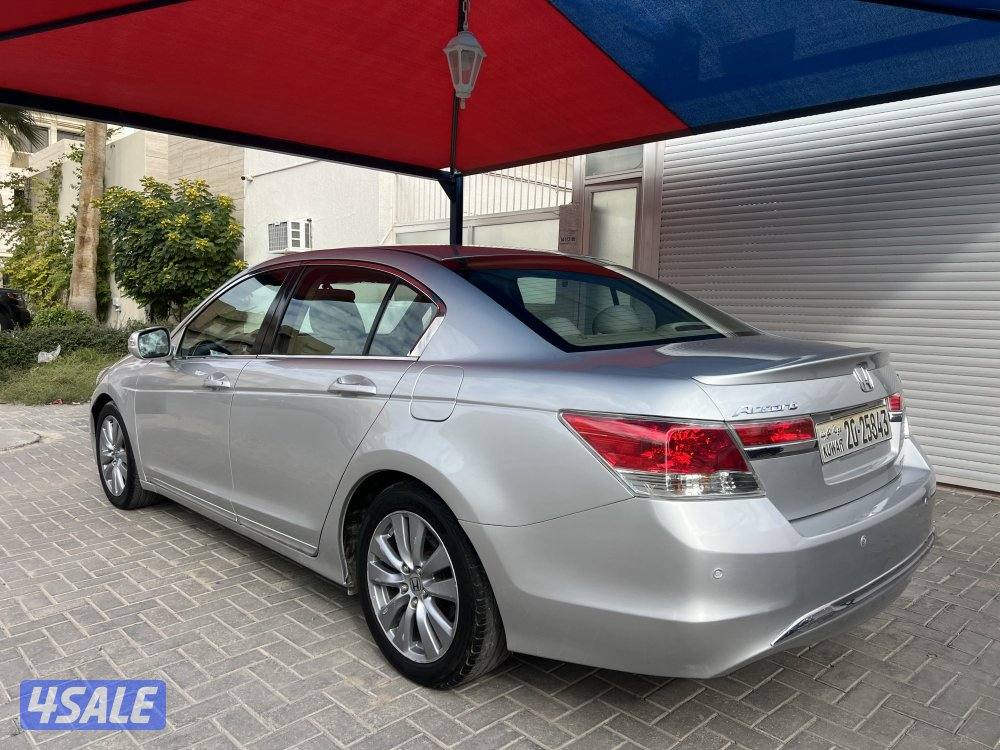 هوندا اكورد ٢٠١٢2