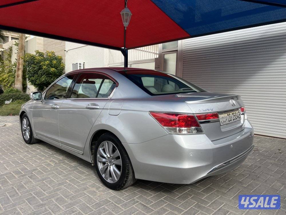 هوندا اكورد ٢٠١٢7