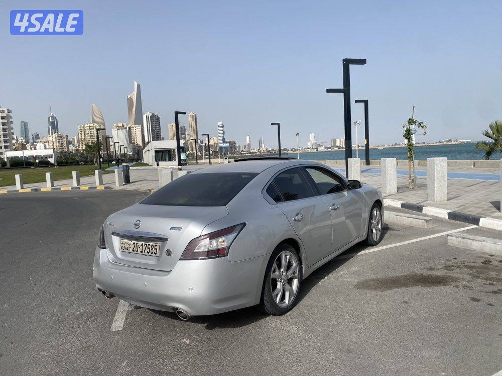 نيسان مكسيما 20121