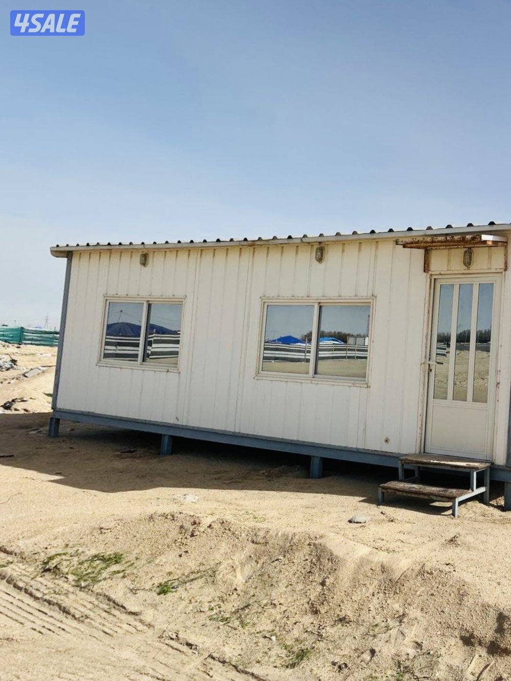 للبيع شاليه ديونيه مقاس ٤/٨ سندويش بنل0