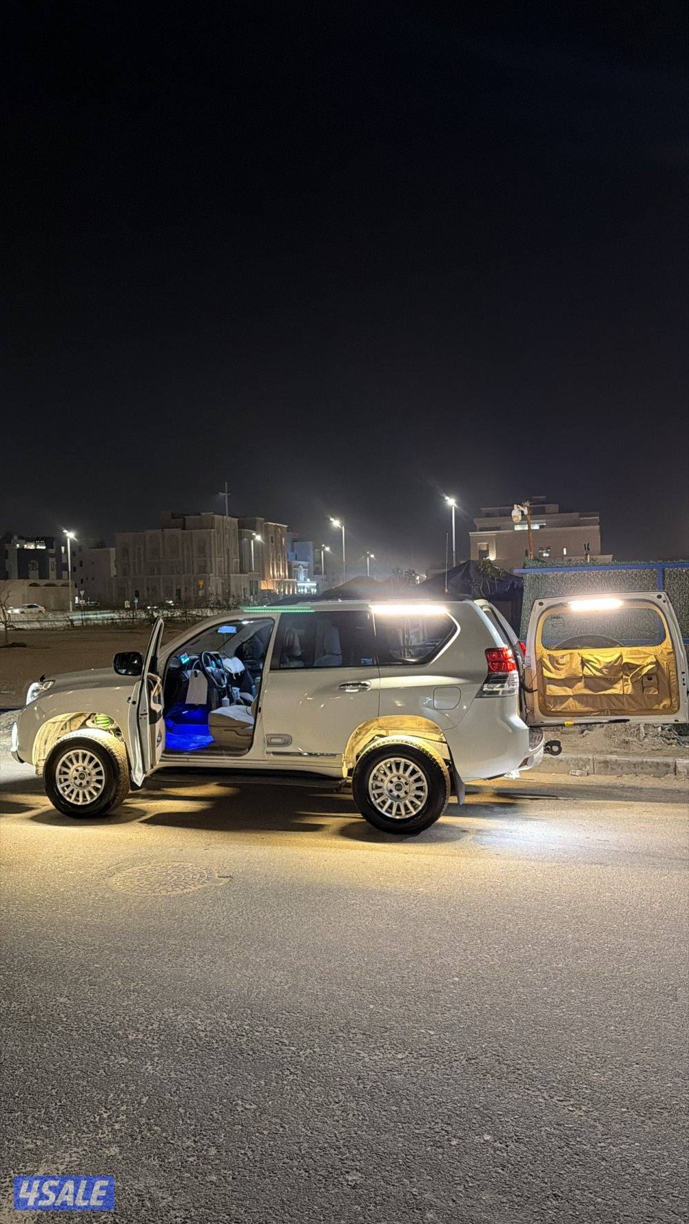 للبيع برادو نظيف جدا ونادر بحالة وكاله1