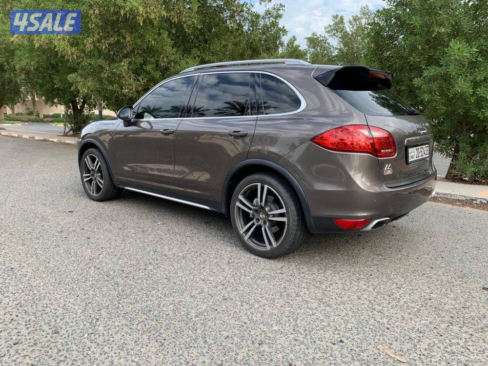 للبيع بورش كايين Sموديل 2013 8 سلندر عداد189 الف8