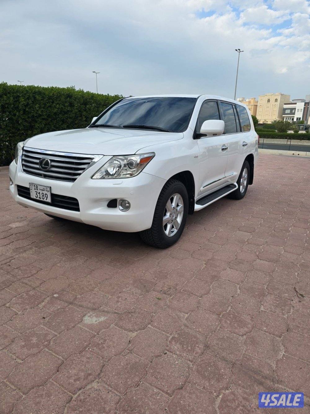 للبيع لكزس موديل ٢٠٠٩ ماشي ٤٧٠ وراد الساير صبغ الوكاله بلكامل اربع توا3