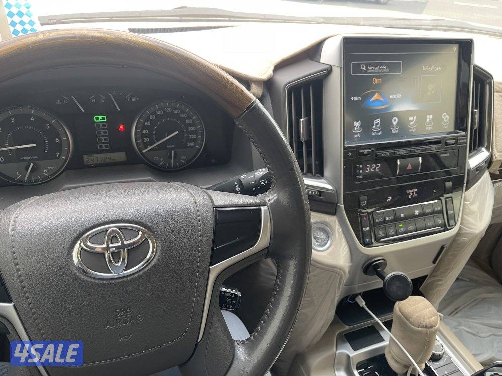 لاندركروزر ٢٠١٨1