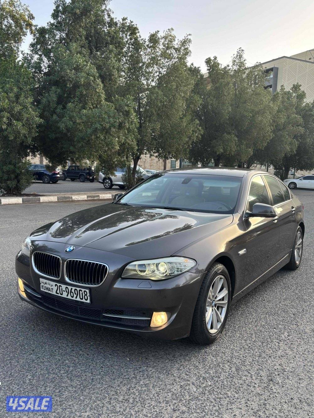 للبيع بي ام 520i0