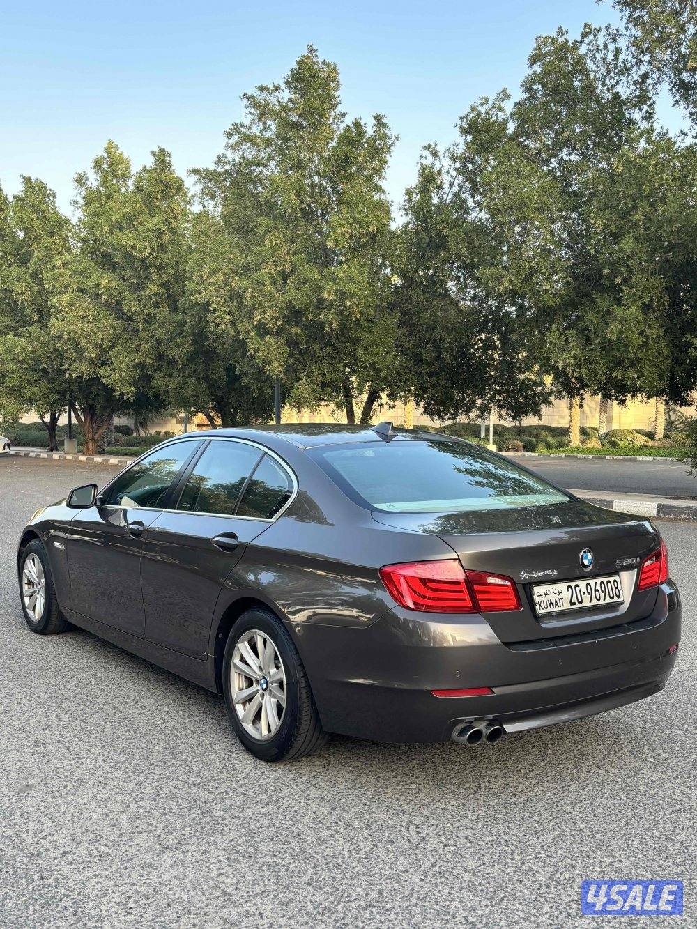 للبيع بي ام 520i5