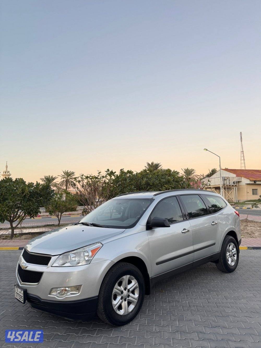 للبيع جيب ترافيرس 2012 بحالة الوكالة1