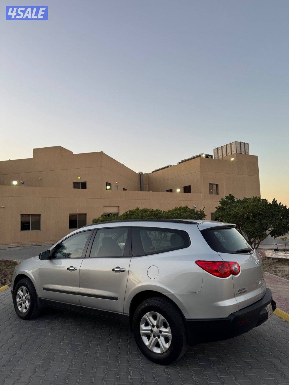 للبيع جيب ترافيرس 2012 بحالة الوكالة2