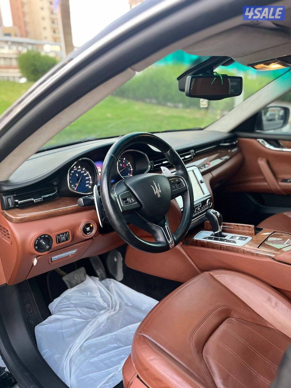مازيراتي كواترو GTS موديل 2014 / بحاله ممتازه4