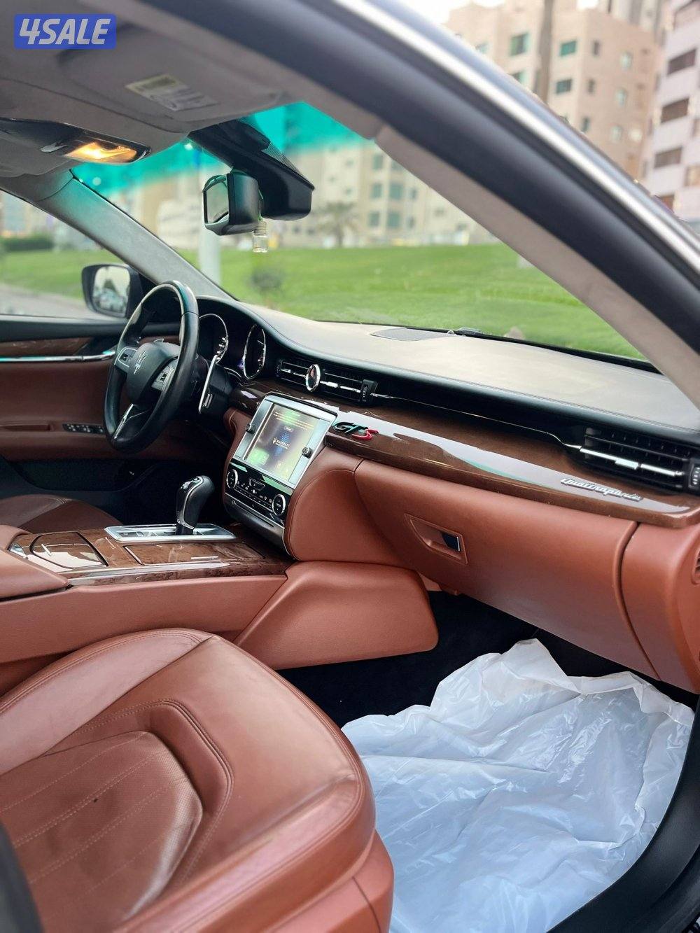 مازيراتي كواترو GTS موديل 2014 / بحاله ممتازه11