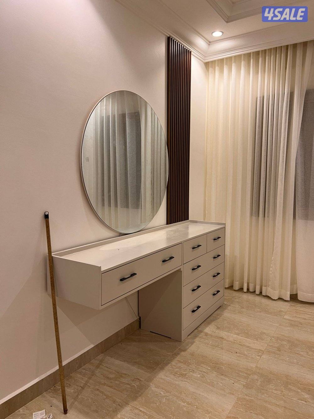 نجار     صباغ          باكستاني4