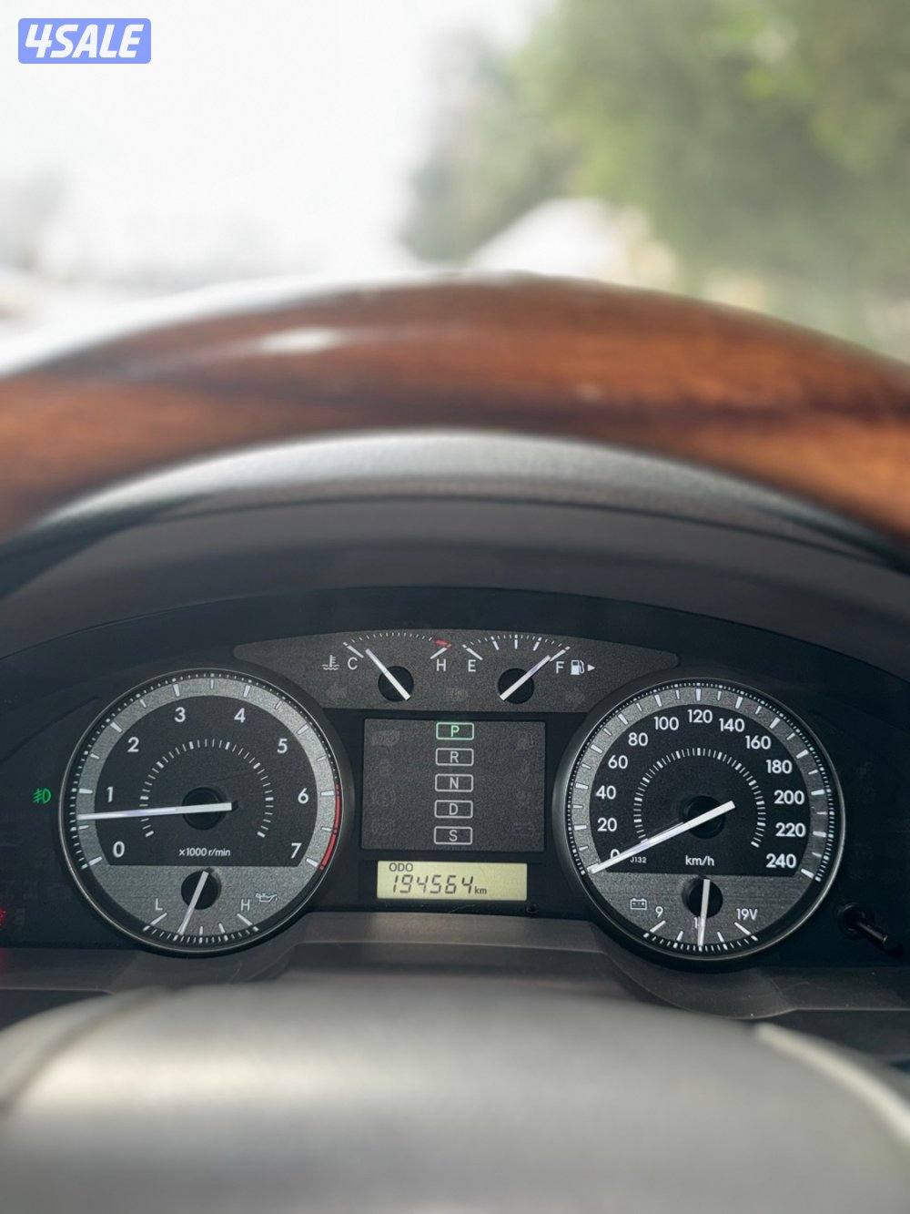 لاند كروزر (قمه بالنضافه وكاله الساير ) ممشى قليل1946