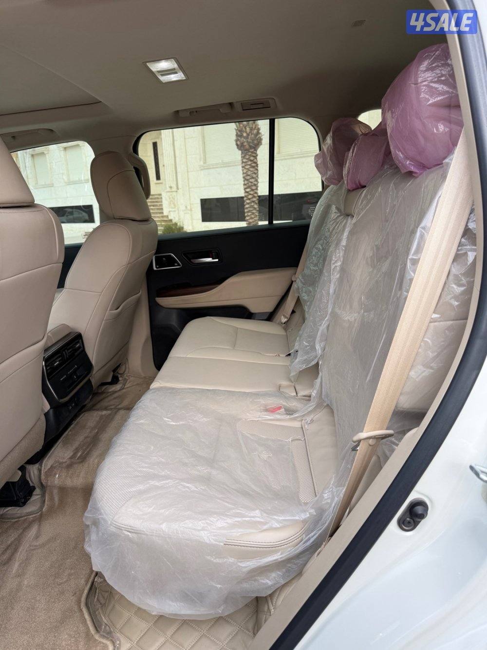 للبيع لاندكروزر 20246