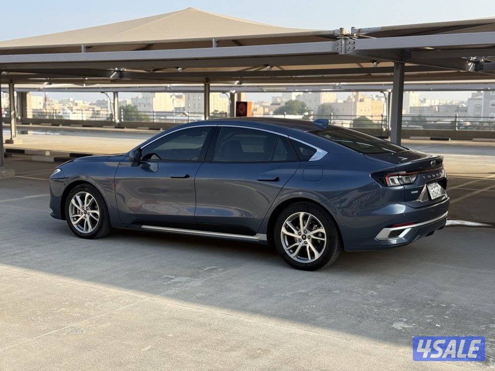 فورد تورس فئة الترند1