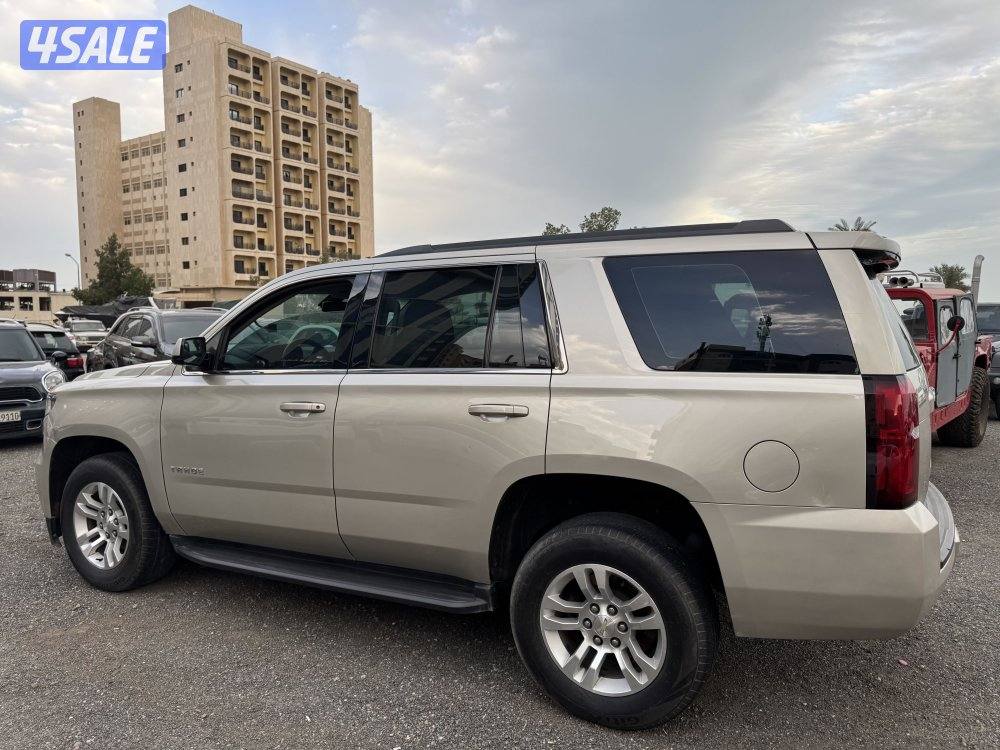 للبيع تاهو موديل 2017 دبل قير عداد ١٣٦4