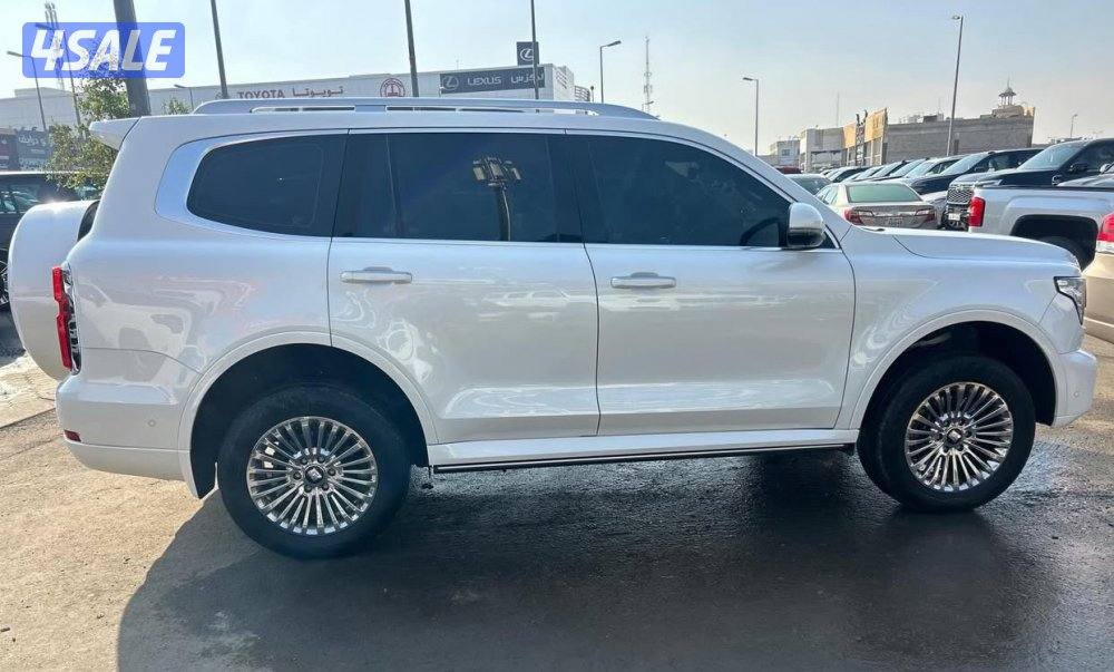 مطلوب تانك0