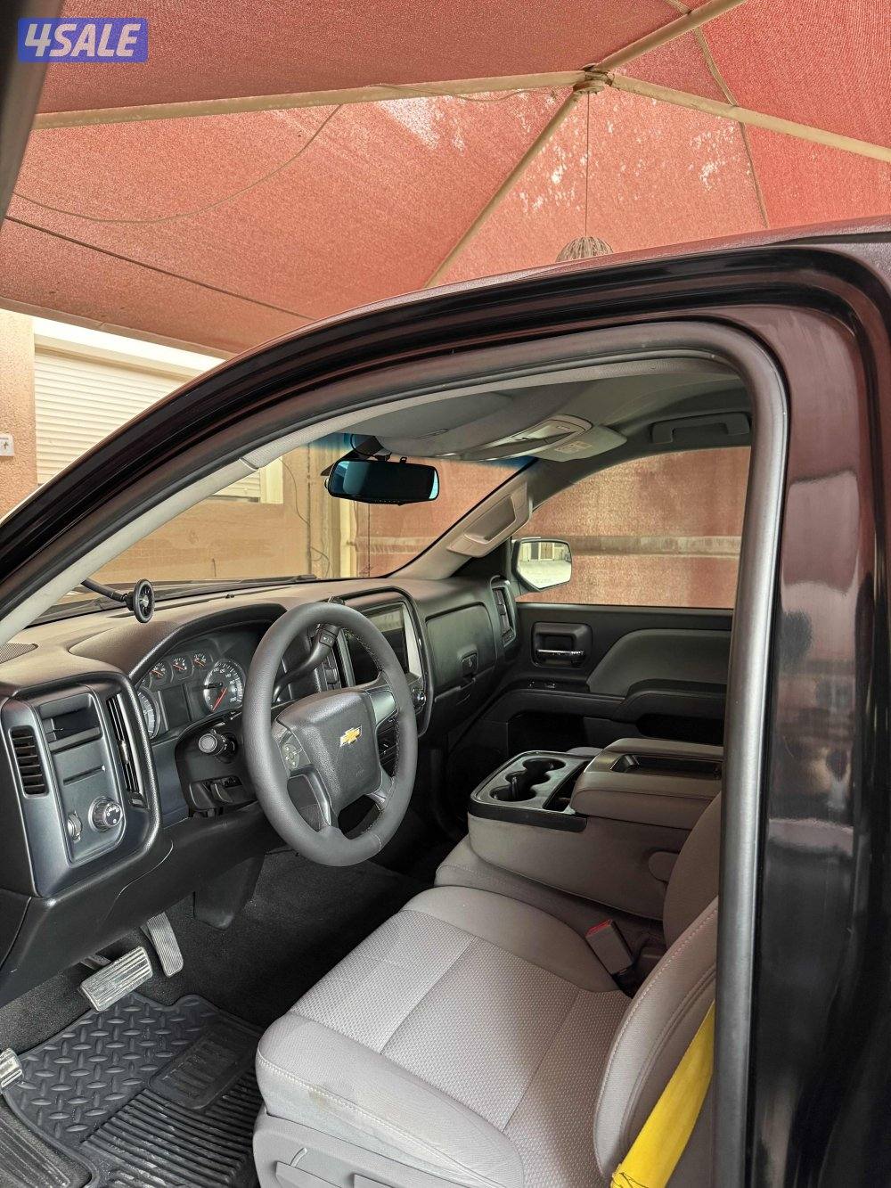 سلفرادو موديل 2017 حجم 1500 ماشي 250 الف2