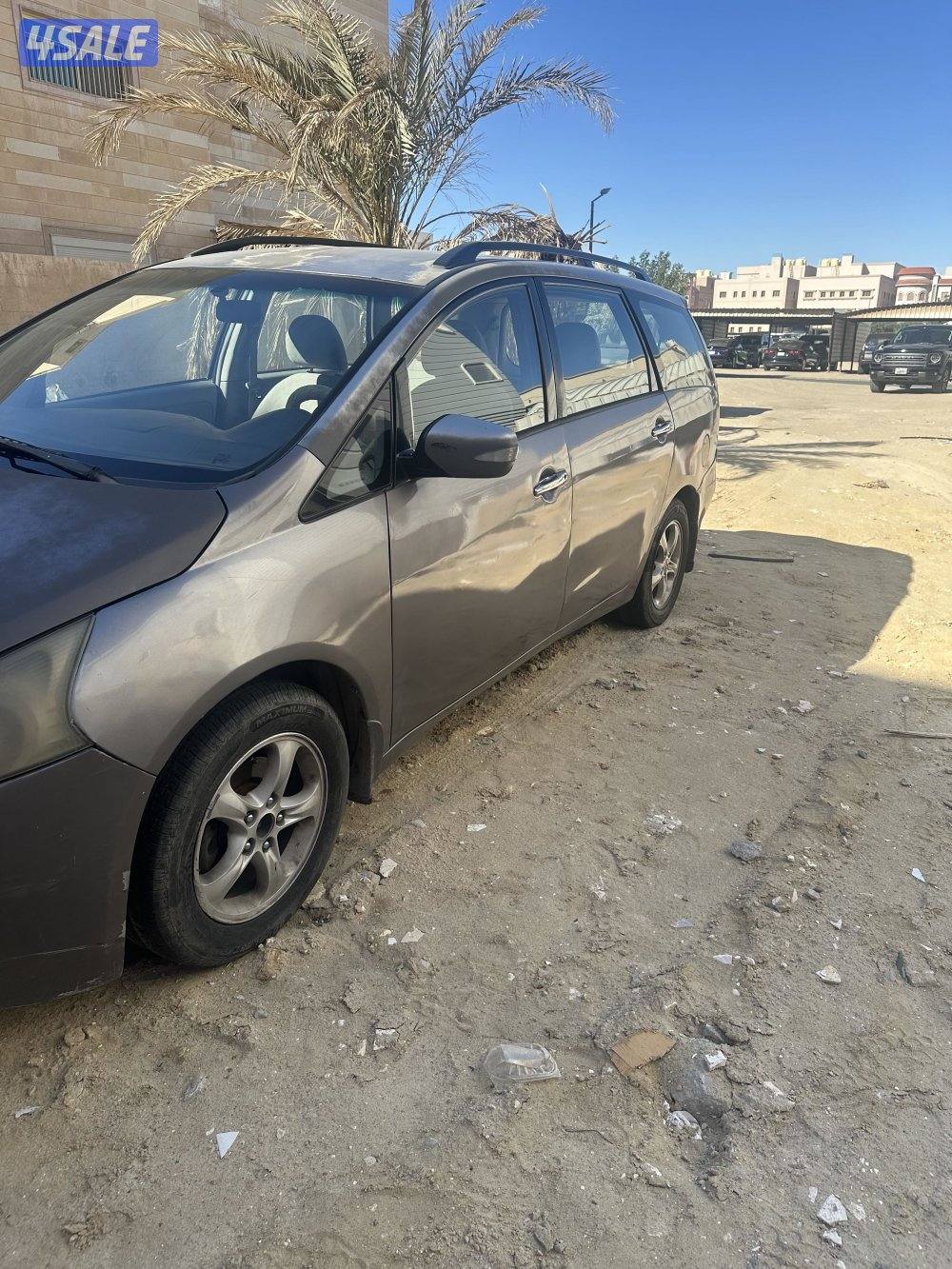 للبيع فان متسوبيشي والسعر قابل للمساومه6