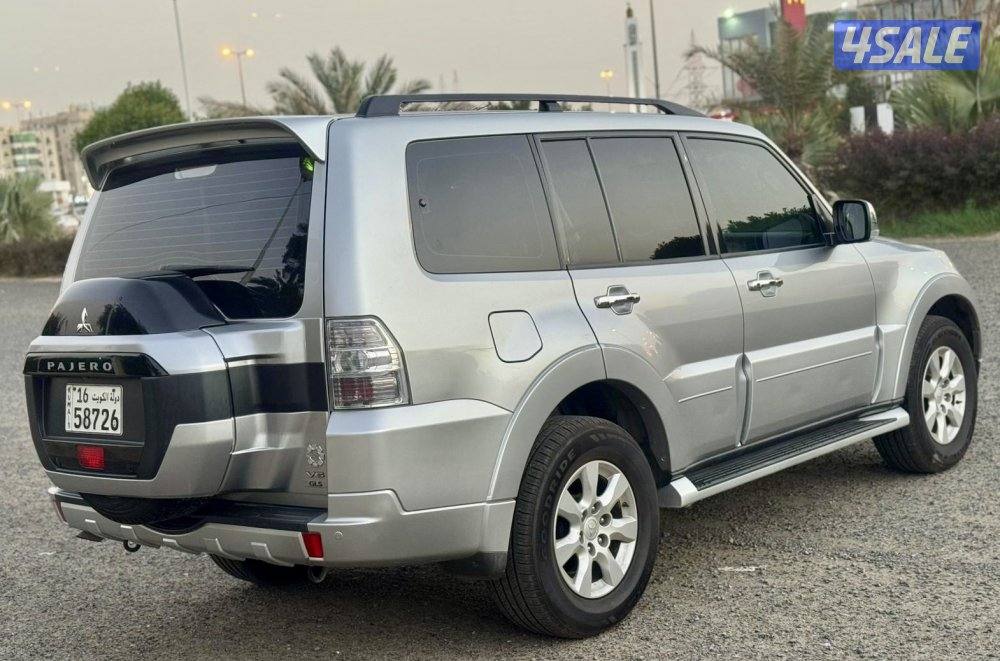 Mitsubishi pajero full option 20192