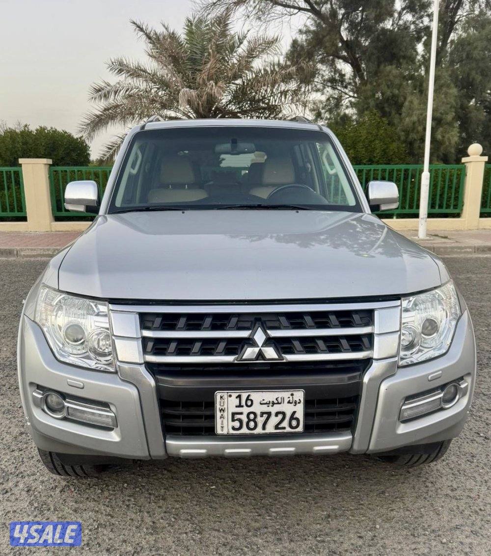 Mitsubishi pajero full option 20193