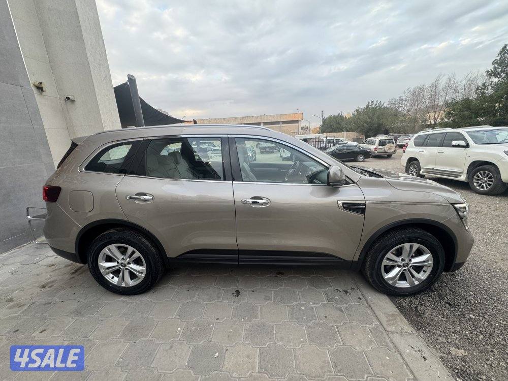 للبيع رينو كوليوس موديل 2021 بحالة الوكاله6