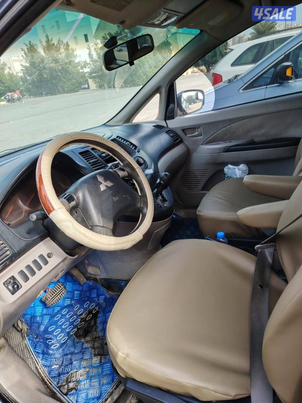 Mitsubishi Grandis 2007 for Sale4