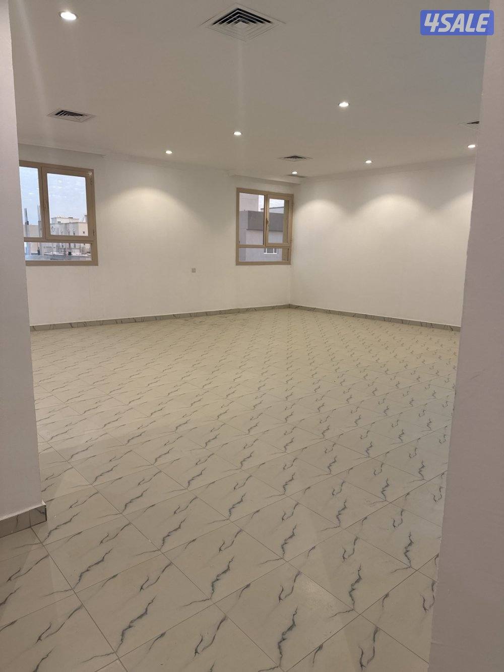 دور اول كامل جديد لم يستأجر من قبل مع مصعد9