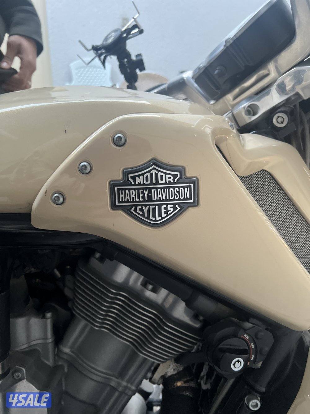 Harley v-rod muscle 2015/19000 km6