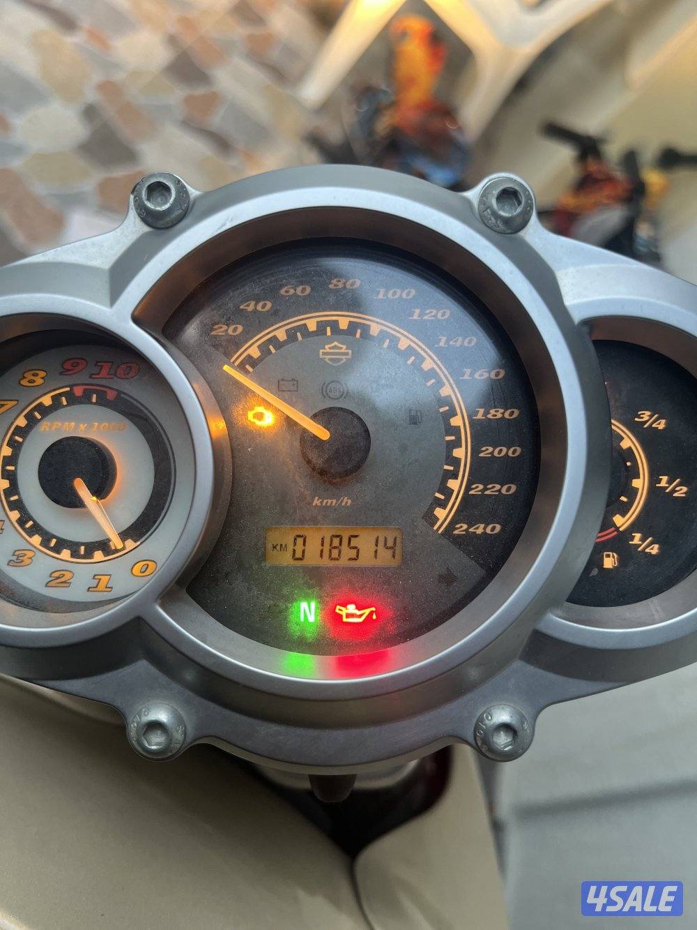 Harley v-rod muscle 2015/19000 km7