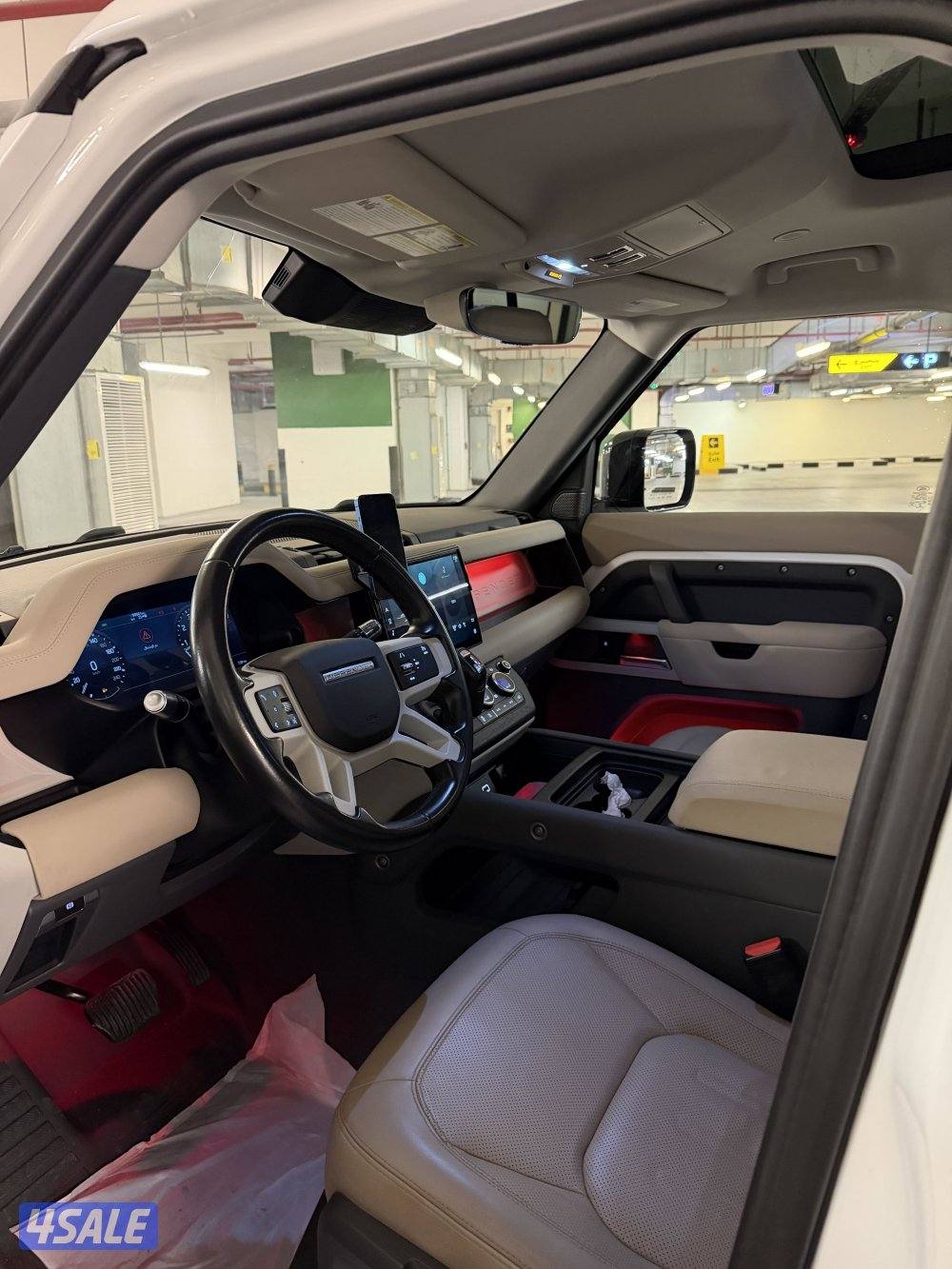 ديفندر 4 سلندر10