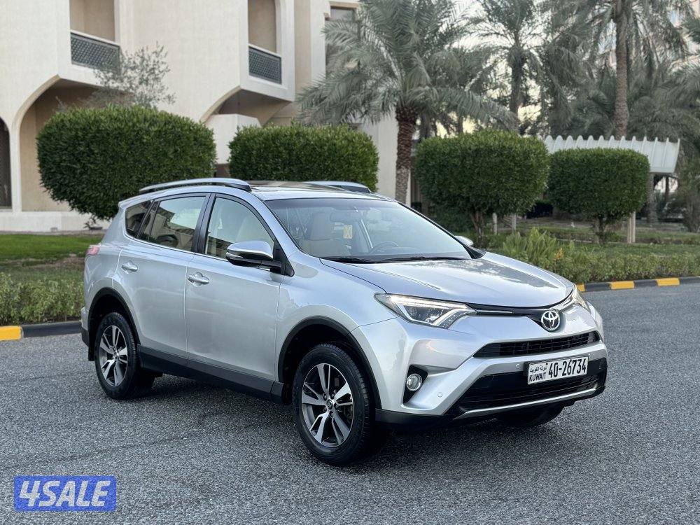 تويوتا RV4 موديل 2016 كامل المواصفات بحاله ممتازه1