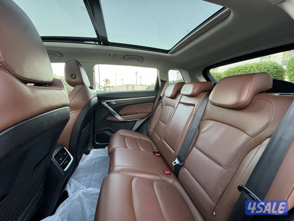 جيلي ازكارا موديل 2021 بحاله ممتازه جدا وشرط الفحص6