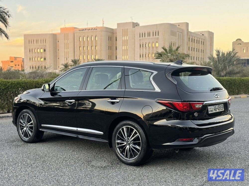 انفينيتي QX56 موديل 2016 بحاله ممتازه جدا4