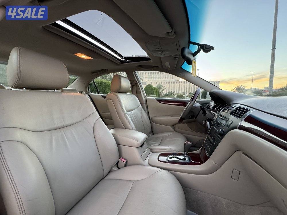 لكزس ES300 موديل 2004 صبغ الوكاله عداد 1009