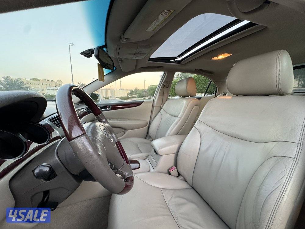 لكزس ES300 موديل 2004 صبغ الوكاله عداد 10011